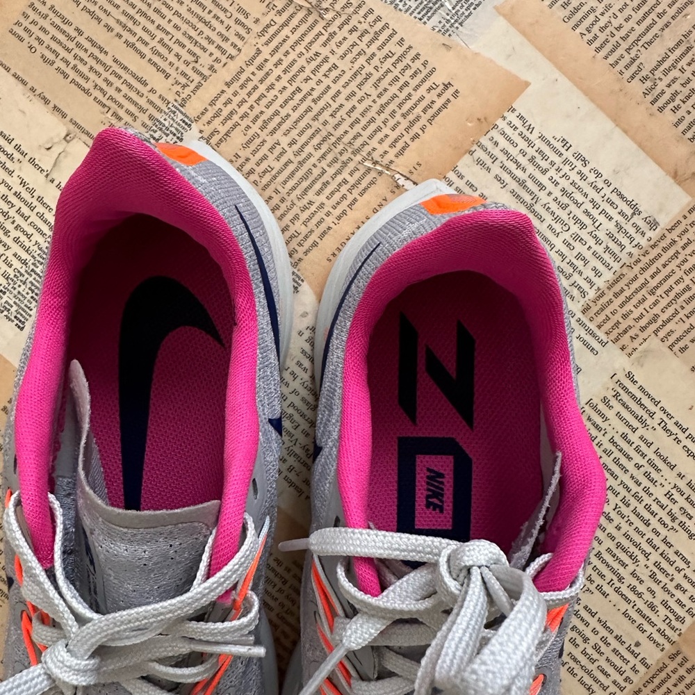 Nike Zoom Pegasus 36 Gray and Pink Sneakers with Blue Swoosh - Picture 5 of 8